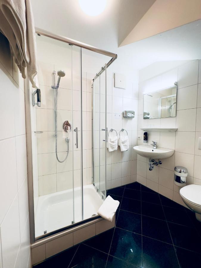 Hotel Guenter Лентинг Экстерьер фото